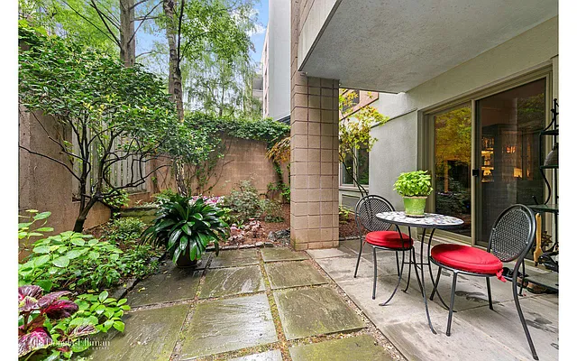 Sold by Douglas Elliman | media 11