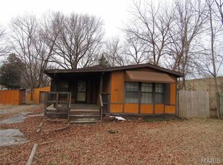 123 Richmond Dr, Fairview Heights, IL 62208