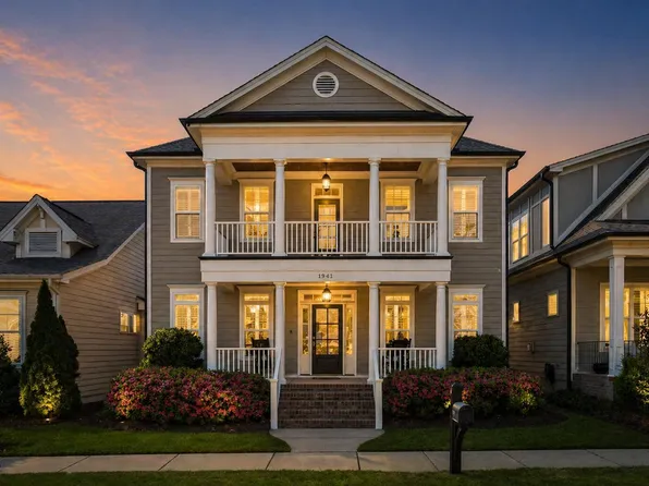 1941 Great Ridge Pkwy, Chapel Hill, NC 27516