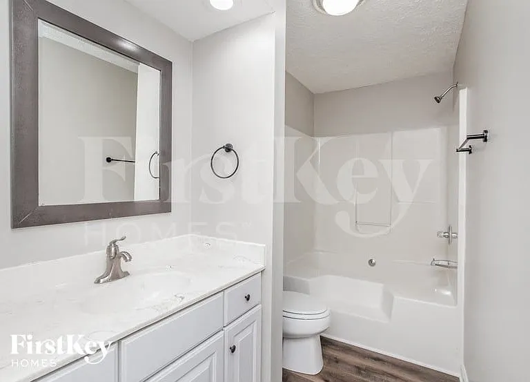 200 Heather Glen Ln — Photo 10