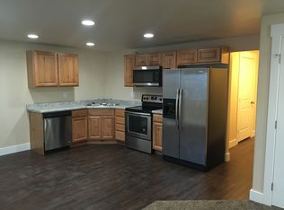 103 E Lake View Dr, Vineyard, UT 84059
