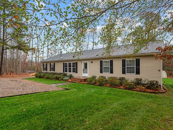 112 Cattle Dr, Sanford, NC 27332