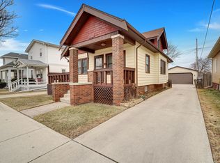 2615 Charles St, Racine, WI 53402