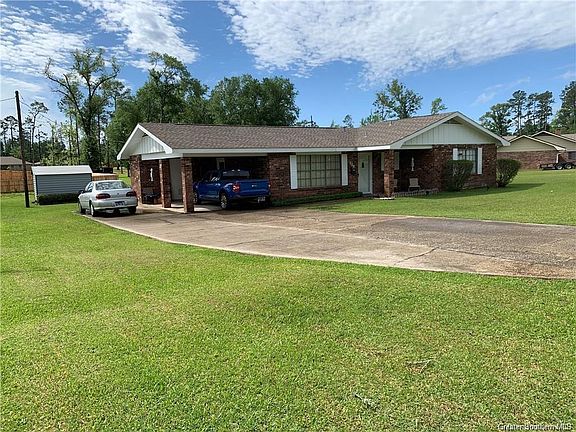 2nd image of 116 Camelia Ave