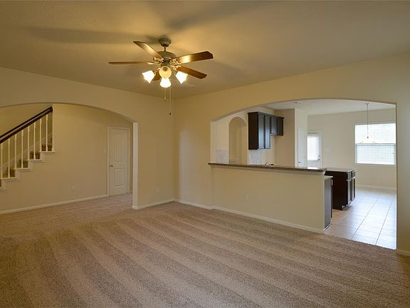 4th image of 6135 Baileys Town Ct