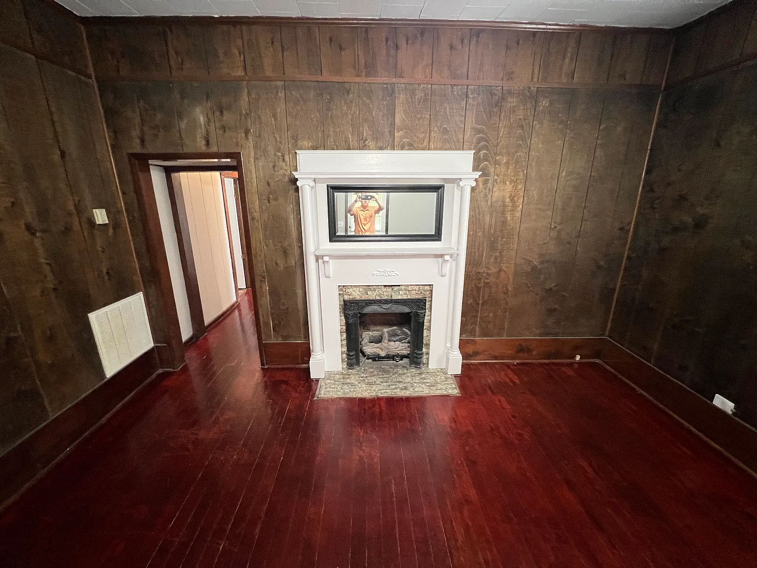 2 bed, 900 sqft, $995 — Photo 2