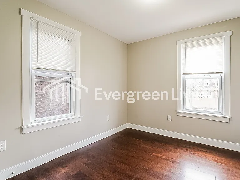 2110 Monongahela Ave — Photo 13