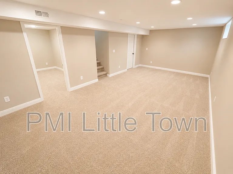 5561 S Cedar St — Photo 28