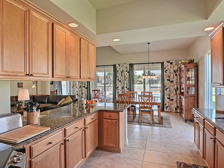 5254 Eleuthra Cir — Photo 2