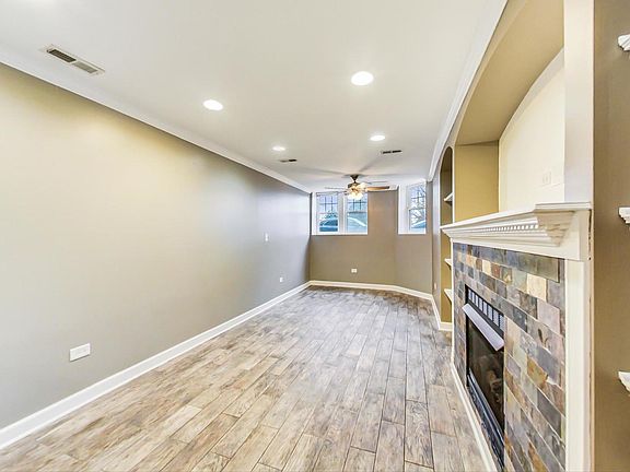 4th image of 2218 W Granville Ave #G