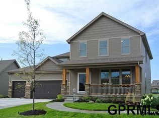 18624 Emiline St, Omaha, NE 68136