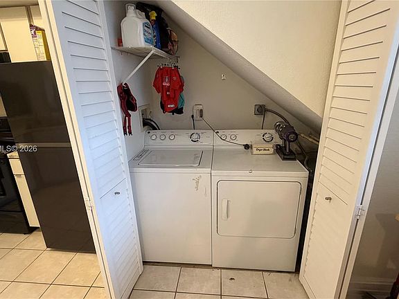 4th image of 735 SW 148th Ave APT 1711