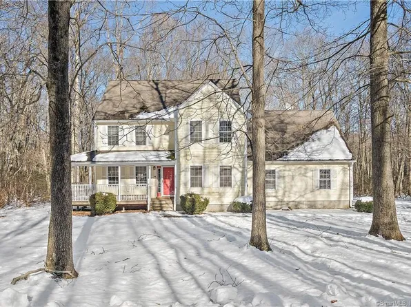 28 Swanty Johnson Road, Montville, CT 06382