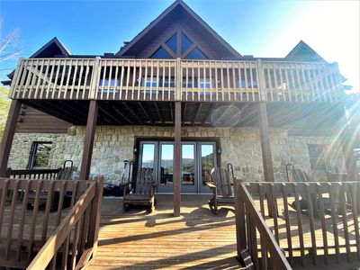 1801 Hawthorn Valley Dr, Snowshoe, WV, 26209