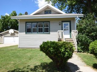608 N Wisconsin St, Elkhorn, WI 53121