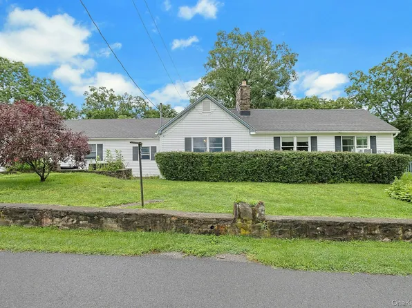 21 Sycamore Lane, Patterson, NY 12563