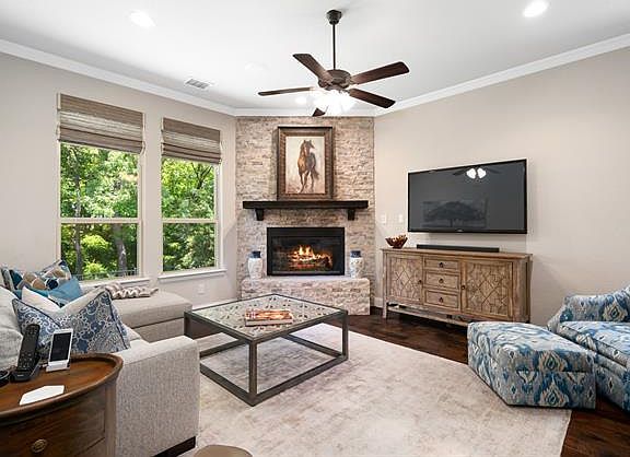 5th image of 1554 Sonnet Dr