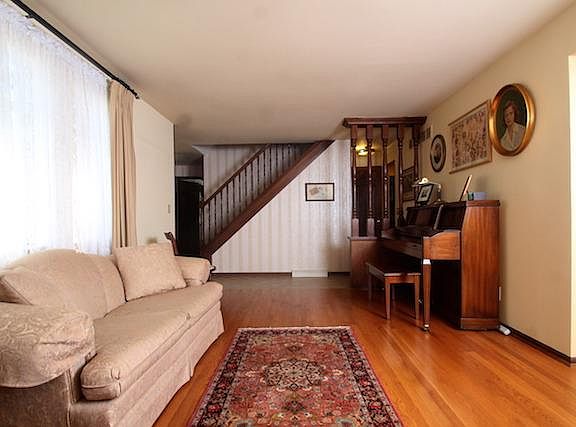 3rd image of 5608 Alomar Dr