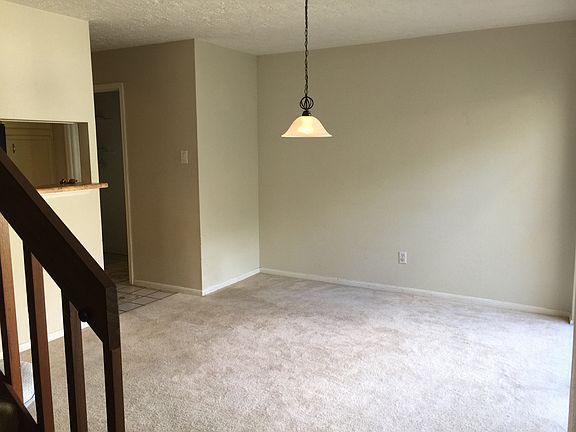 3rd image of 3706 Cyril Dr