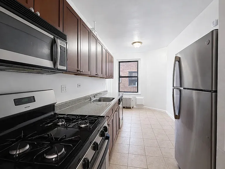 536 Fort Washington Ave #B5 — Photo 10