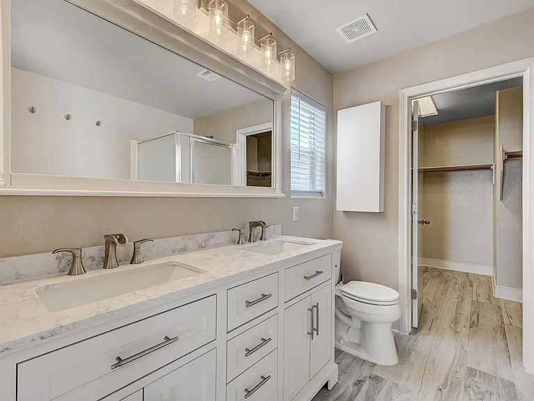 11092 Verismo St — Photo 21