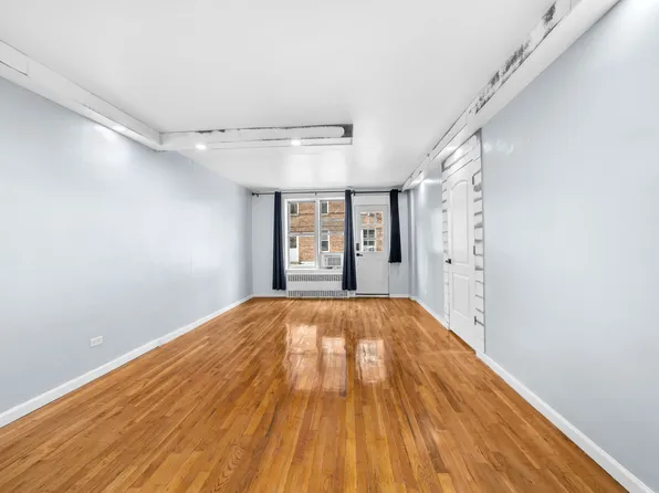 1350 East Fifth Street image 2 of 7