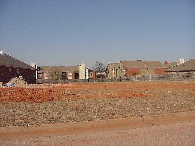 2nd image of Silvertree Dr Lot 21