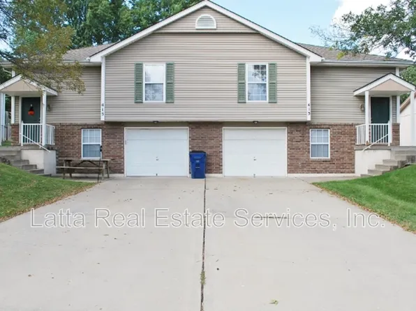 415 SW Joy Ct, Blue Springs, MO 64014