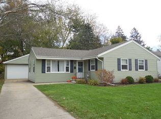 716 Blenheim Dr, Rockford, IL 61108
