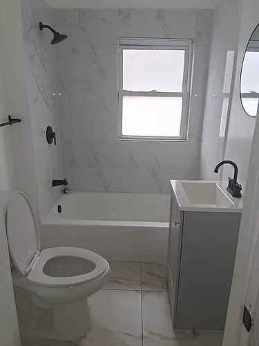 98 S Grove St #3 Photo 1
