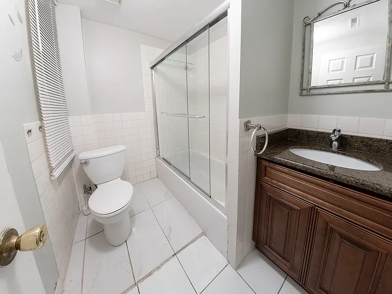 1648 W Cullerton St #1R — Photo 6