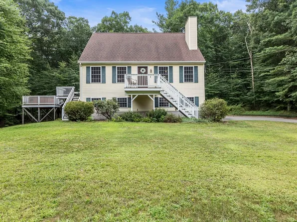 126 West St, Douglas, MA 01516