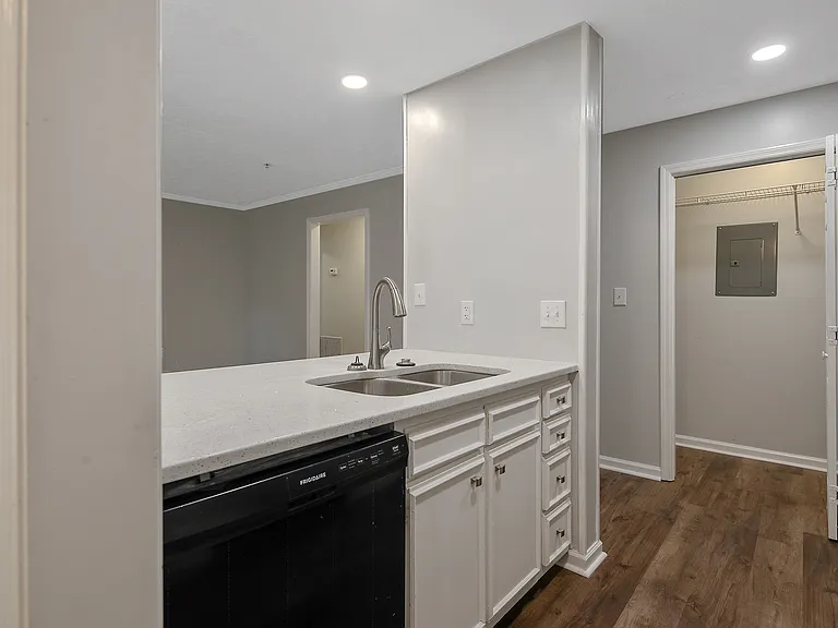 295 Warton Ln #7 — Photo 14