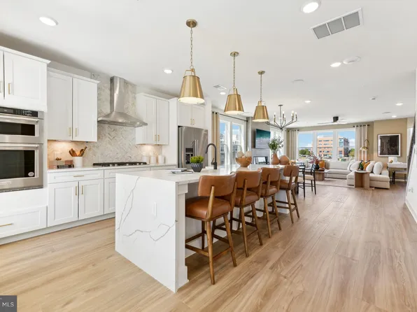 19822 Lavender Dust Sq, Ashburn, VA 20147