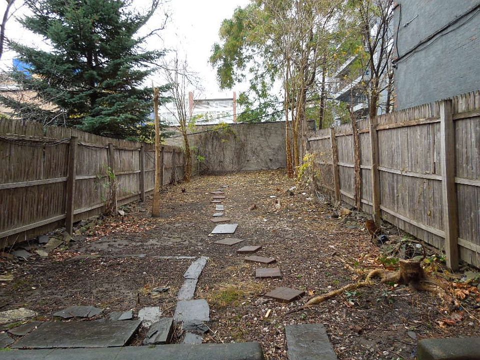 1st image of 469 Saint Johns Pl #B1
