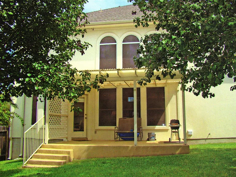 10700 Pointe View Dr — Photo 20