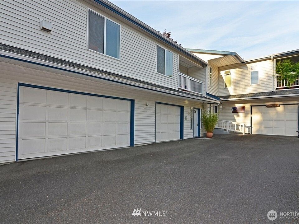 1st image of 14522 31st Avenue NE #202