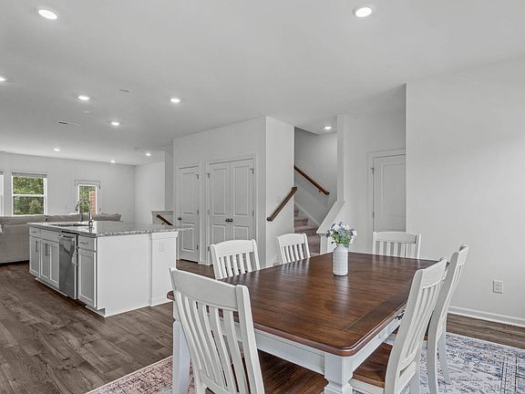 3rd image of 421 Rowe Way