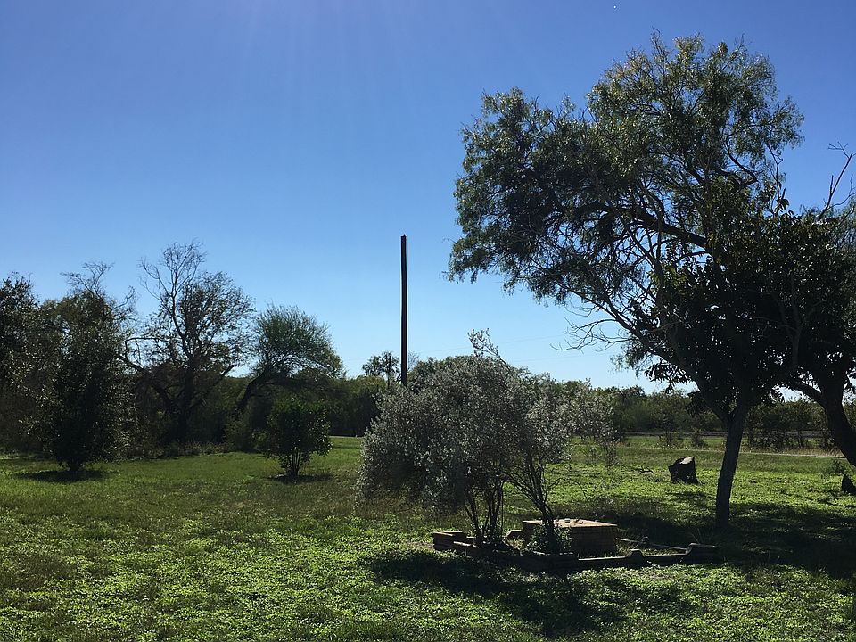 2nd image of 1590 Fm 2773