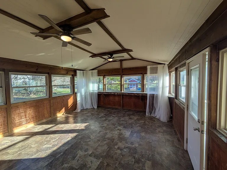 7525 Esther Dr — Photo 11