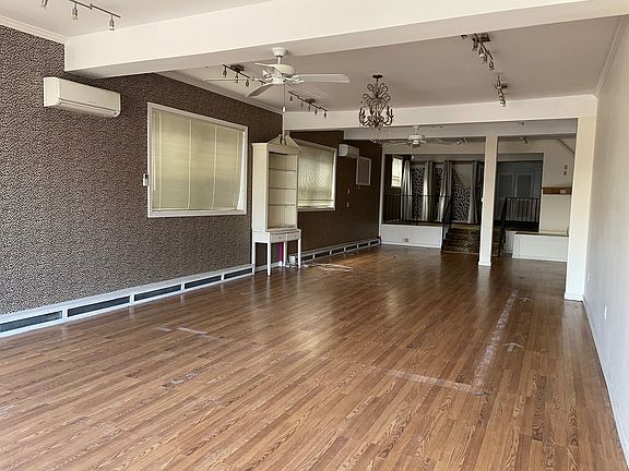 698 Boston Post Road