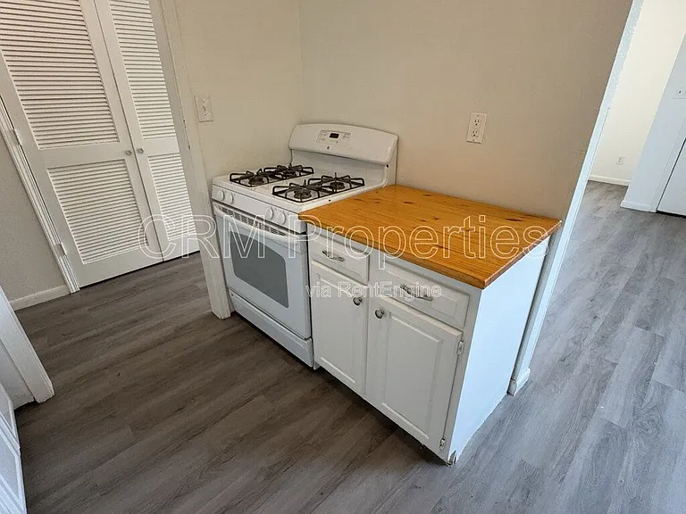 1411 N Courtland Ave — Photo 8