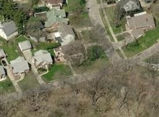 1704 Circular Rd, Toledo, OH 43614