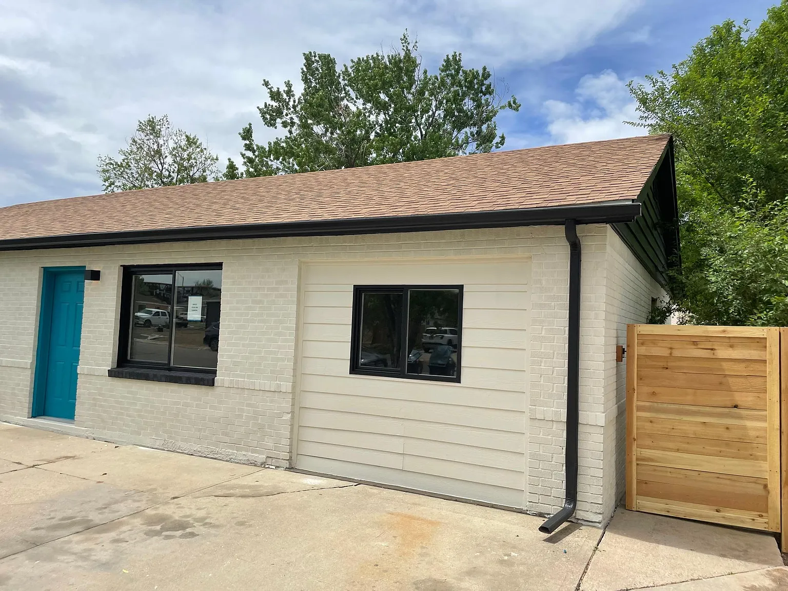 709 Ursula St — Photo 4