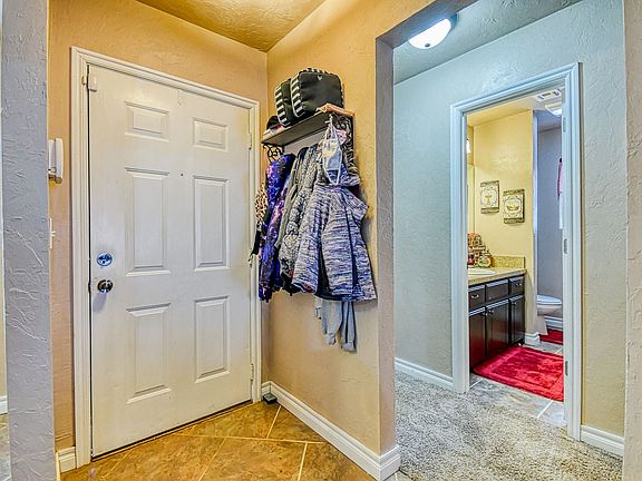 3rd image of 18751 Pecan Creek Dr