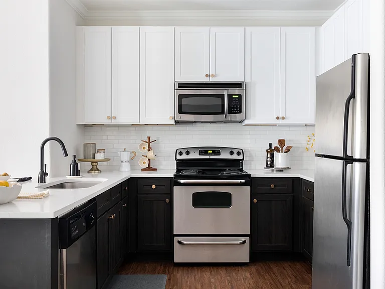 Newly renovated, chef-inspired kitchens with granite countertops