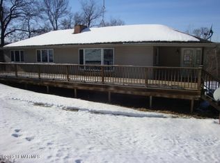 1110 Willow Rd, Altura, MN 55910