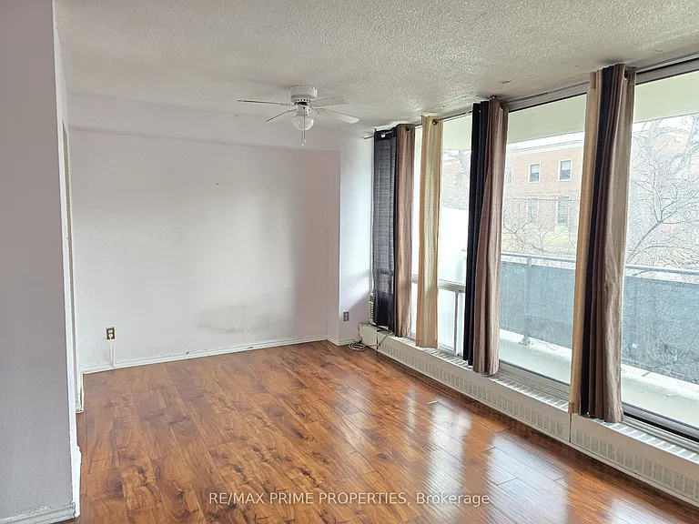 10 Sunrise Ave #214 — Photo 7