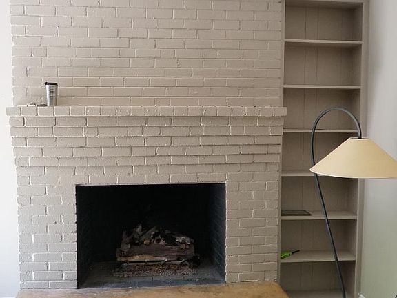 5th image of 7433 Brentcove Cir