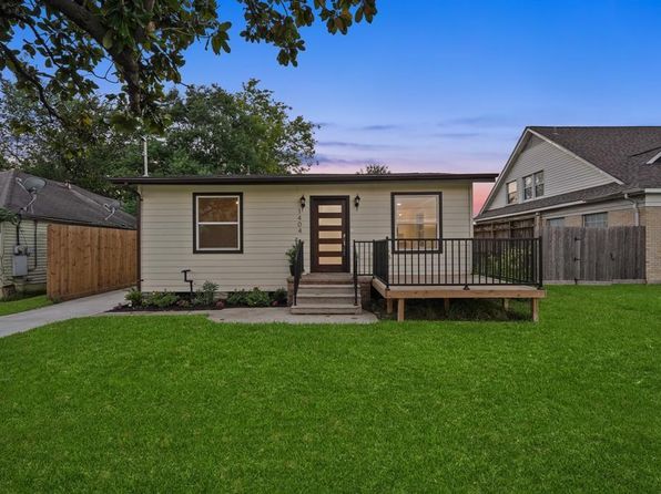 1404 Des Jardines St